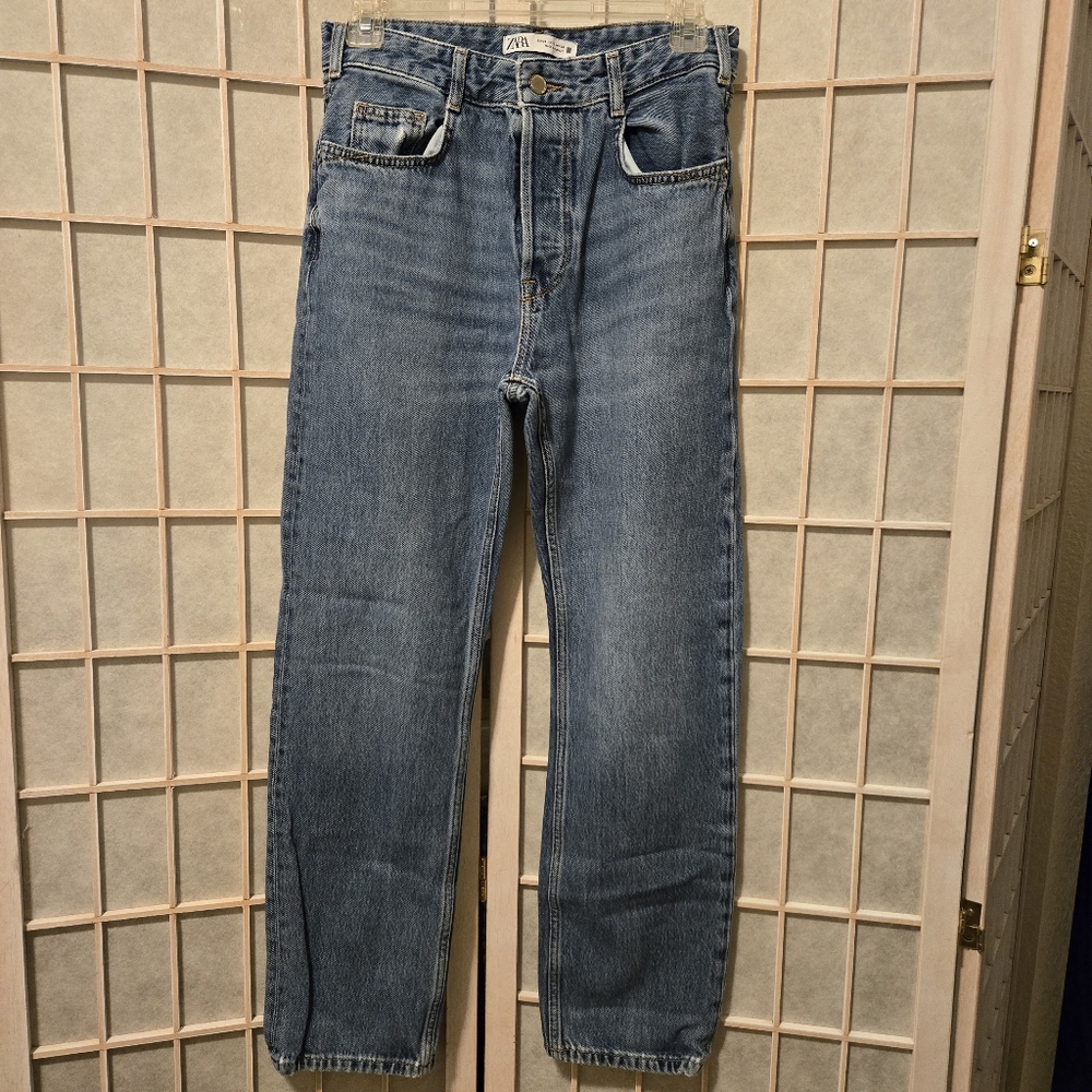 Woman's Zara Jeans